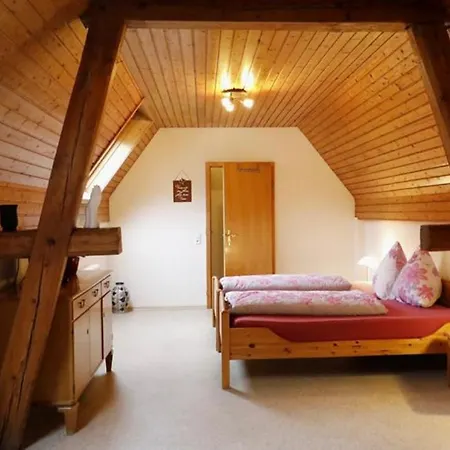 Gaestezimmer Weingut Roesch